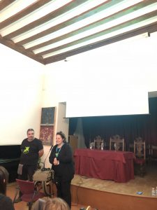 Campanilla viajera. Qué es y cómo se juega a Geocaching